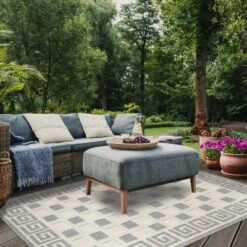 Traditional Geometric Infinity Border Indoor Outdoor Area Rug By Blue Nile Mills