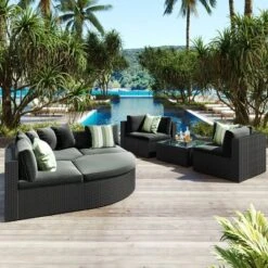 7pc Wicker Patio Seating Set With Cushions & Striped Pillows - Gray - GODEER