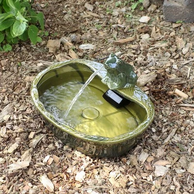 Sunnydaze Decor Sunnydaze Outdoor Solar Powered Ceramic Spitting Frog Water Fountain With Submersible Pump - 7" - Green - Image 4